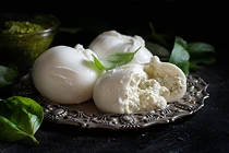 burrata engagement | Dolce Parma